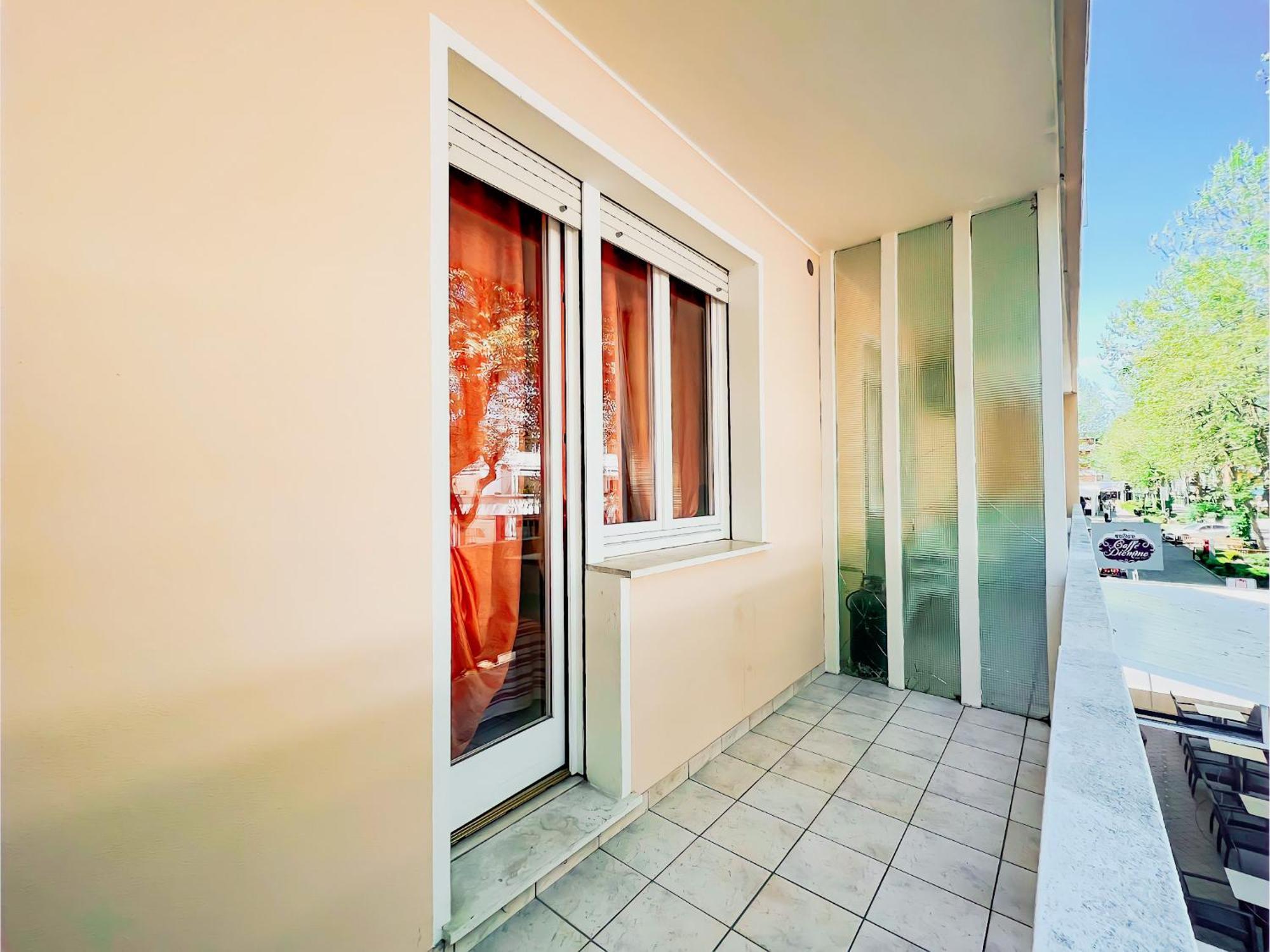 Residence Bussola Бибионе Екстериор снимка