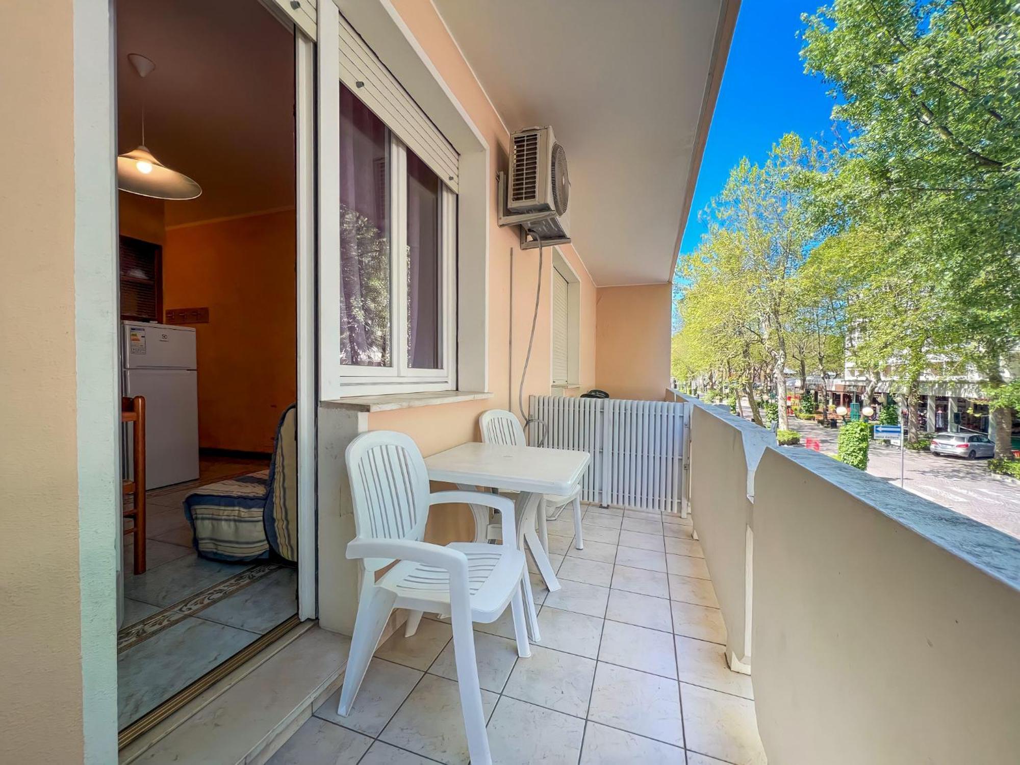 Residence Bussola Бибионе Екстериор снимка