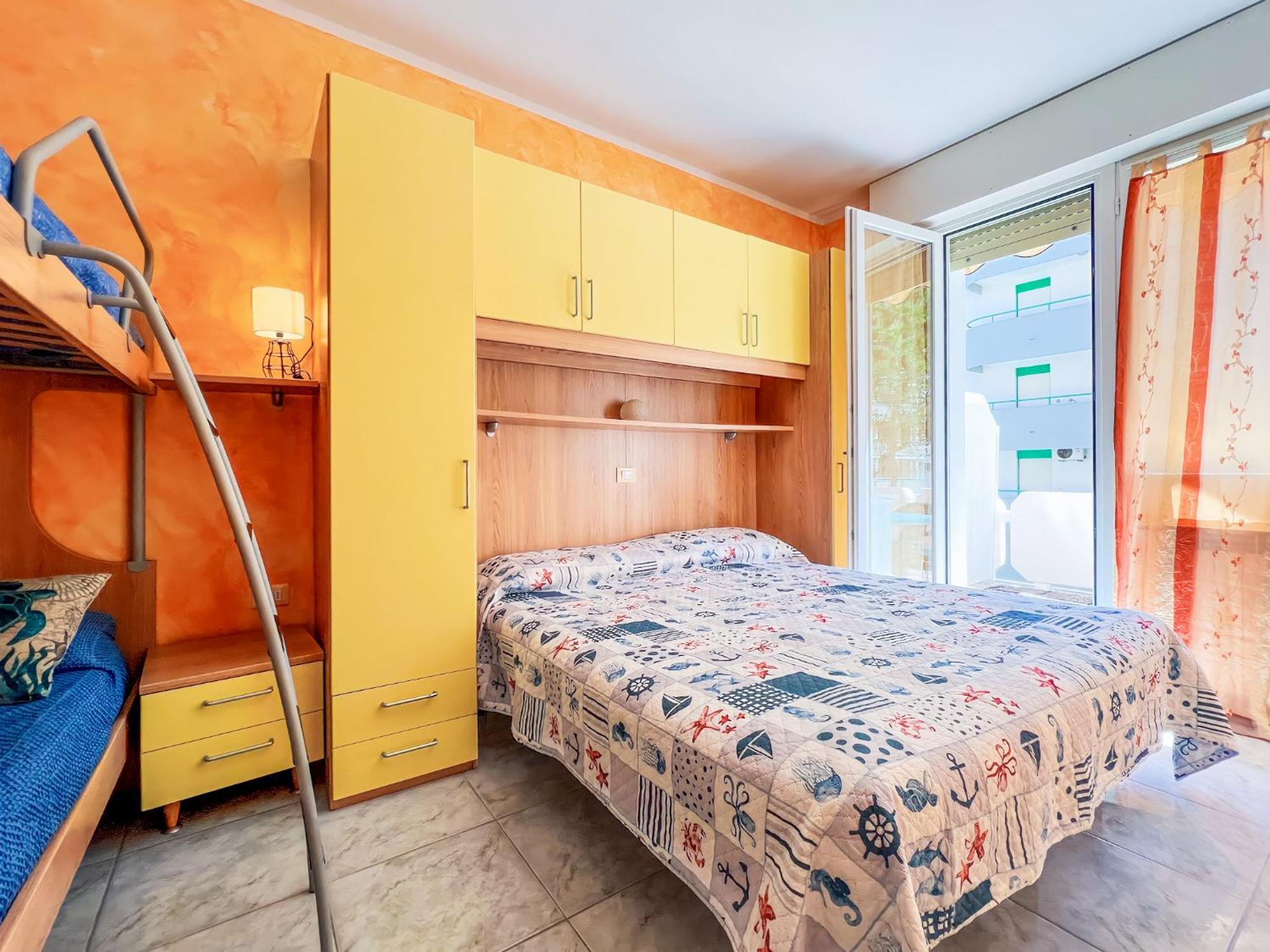 Residence Bussola Бибионе Екстериор снимка
